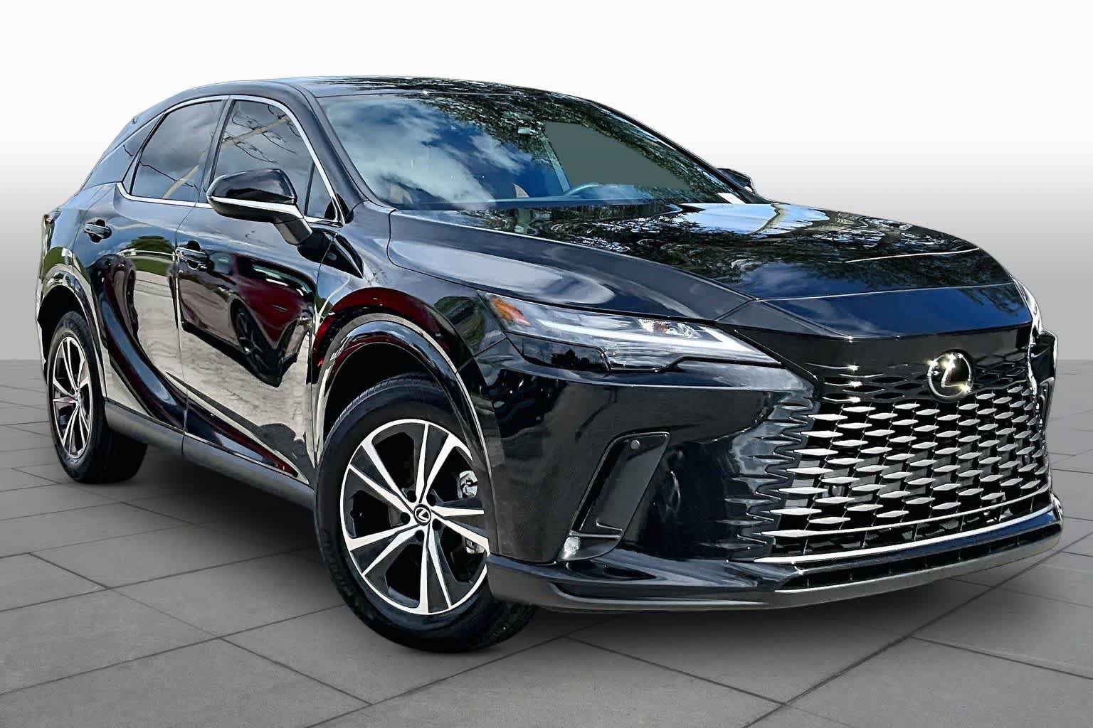 Used 2025 Lexus RX 350 FWD w/ Technology Package image 3