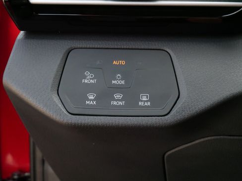 Certified 2023 Volkswagen ID.4 Pro S AWD/4WD image 26
