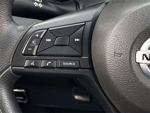 Used 2025 Nissan Versa S w/ Trunk Package image 13