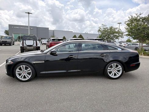 Used 2017 Jaguar XJ L Portfolio AWD/4WD image 2