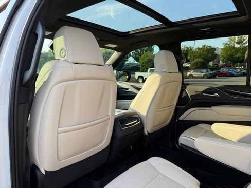 Used 2024 Cadillac Escalade Sport w/ LPO, ONYX Package AWD/4WD image 27