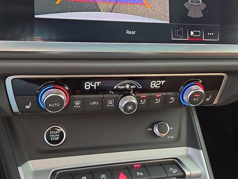 Used 2021 Audi Q3 2.0T Premium w/ Convenience Package image 17