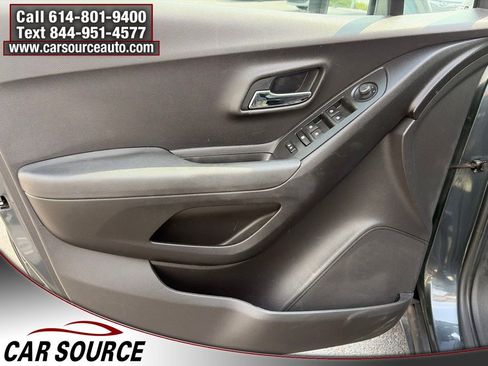 Used 2016 Chevrolet Trax LT w/ LT Convenience Package FWD image 15