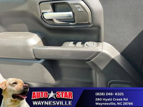 Used 2022 Chevrolet Silverado 1500 Custom AWD/4WD image 23
