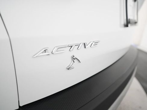 Certified 2023 Ford Escape Active AWD/4WD image 32
