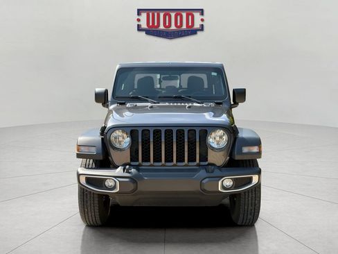 Used 2023 Jeep Gladiator Sport w/ Trailer Tow Package AWD/4WD image 5