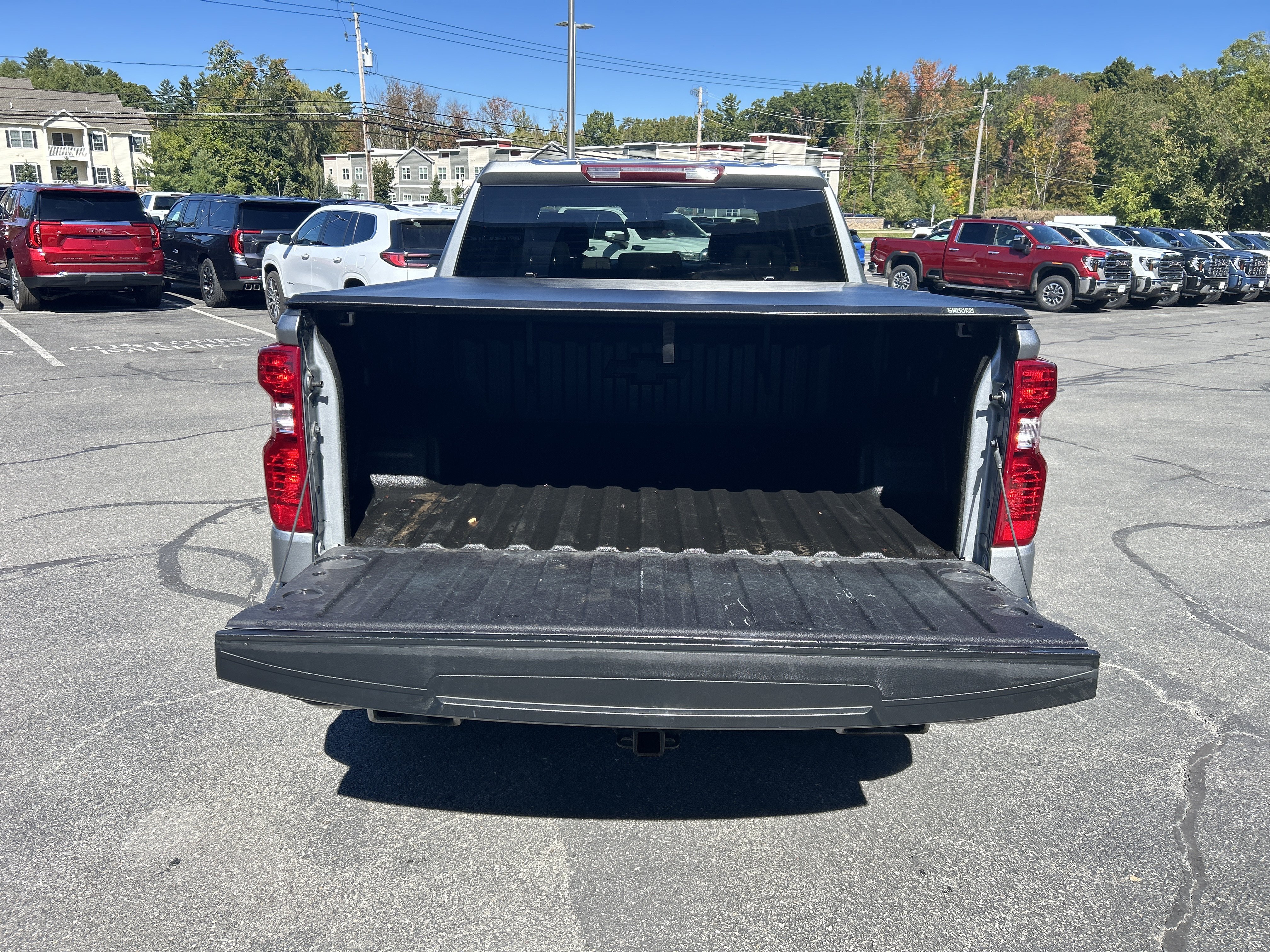 Used 2024 Chevrolet Silverado 1500 Custom Trail Boss w/ LPO, Dark Essentials Package AWD/4WD image 12