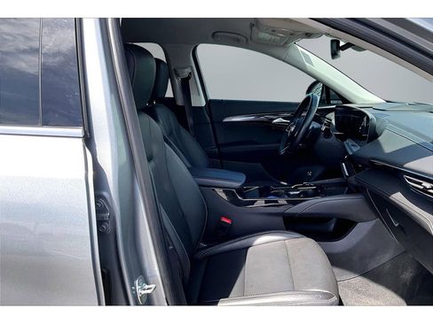 Used 2025 Buick Envision Preferred AWD/4WD image 27