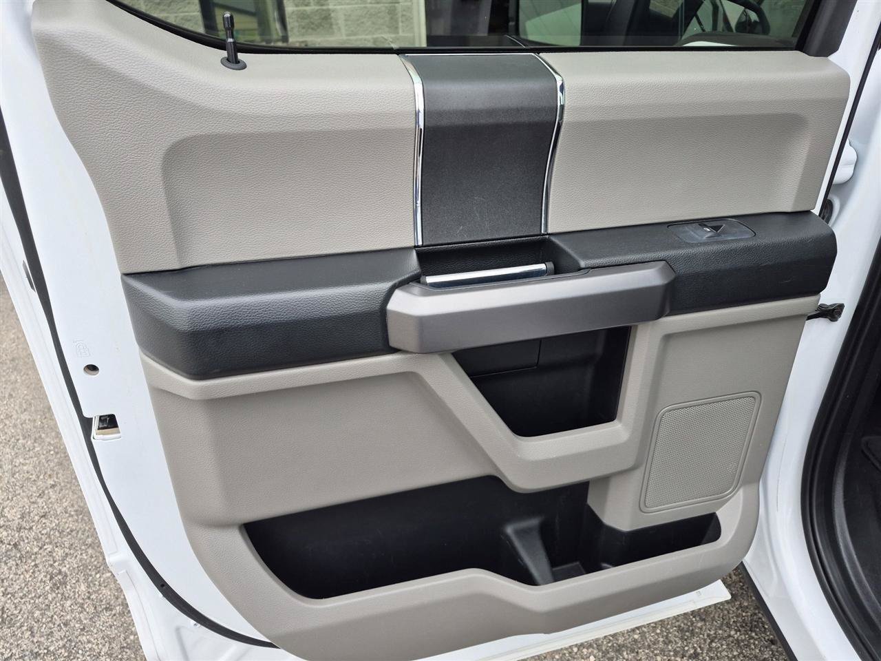 Used 2020 Ford F150 XLT RWD image 24