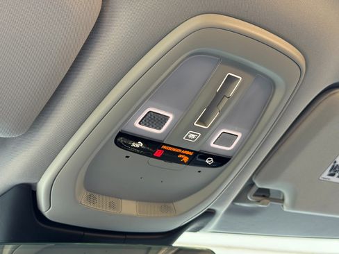 Used 2023 Volvo S90 B6 Plus w/ Protection Package Premier image 35