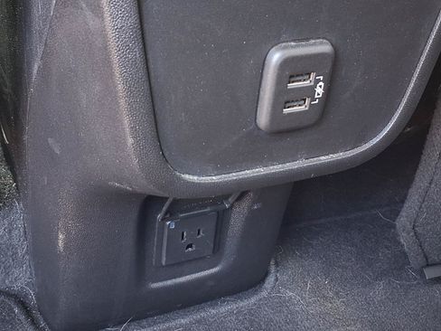 Used 2024 Chevrolet Equinox RS w/ RS Leather Package FWD image 26