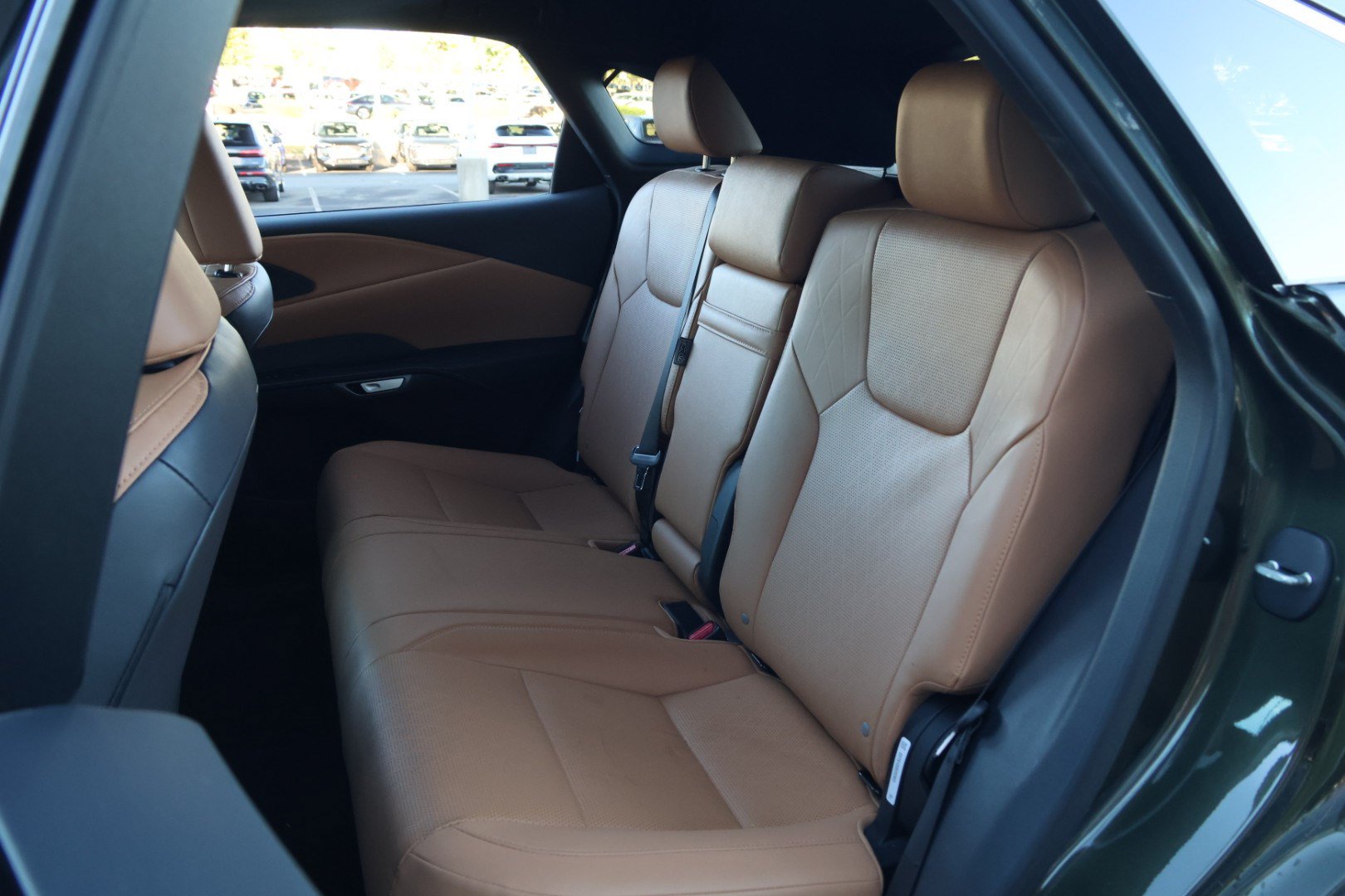 Used 2023 Lexus RX 350 Premium Plus w/ Cold Area Package AWD/4WD image 36