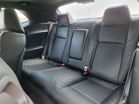 Used 2016 Dodge Challenger SRT Hellcat image 21