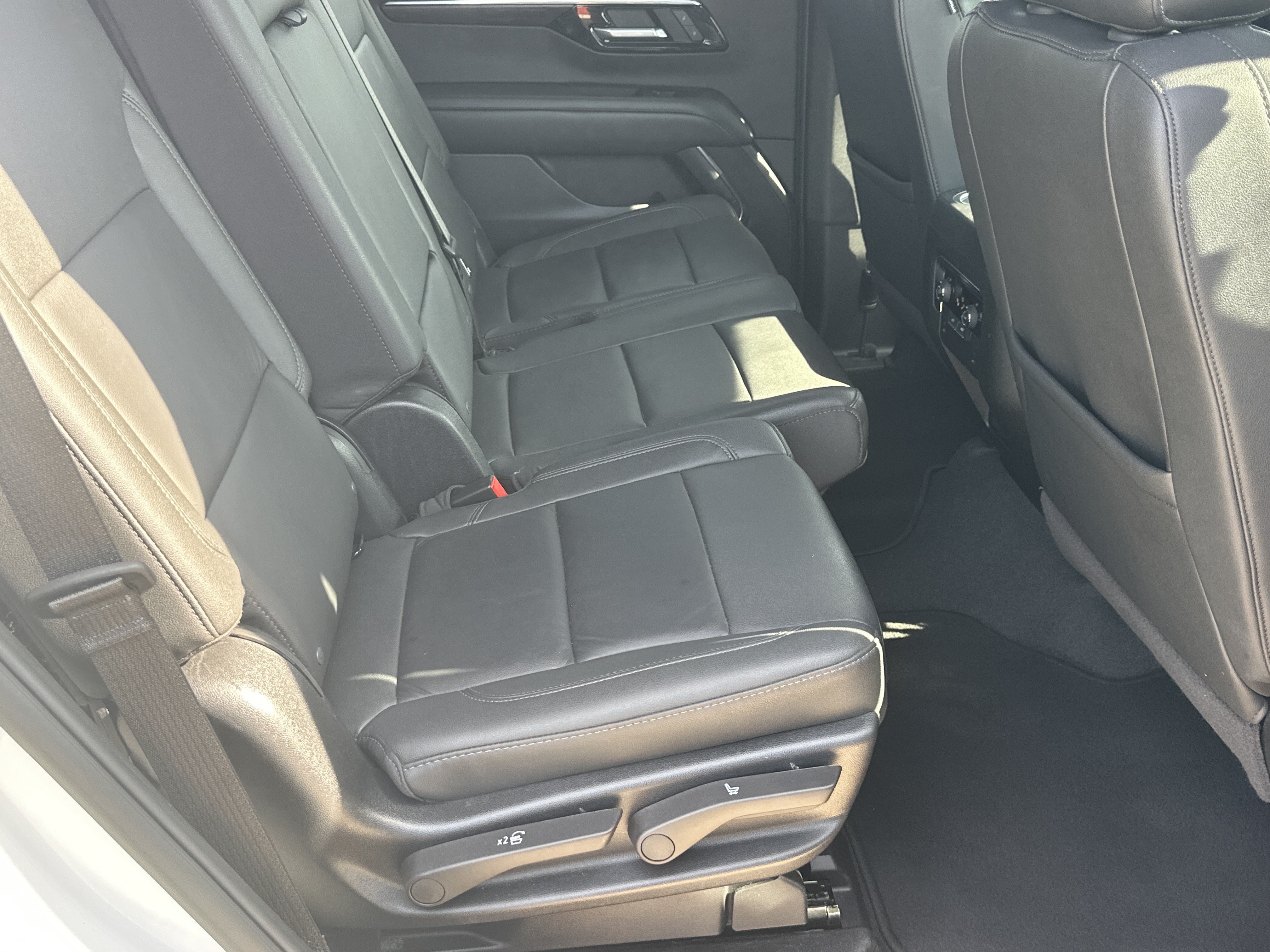 Certified 2025 Chevrolet Tahoe LT AWD/4WD image 16
