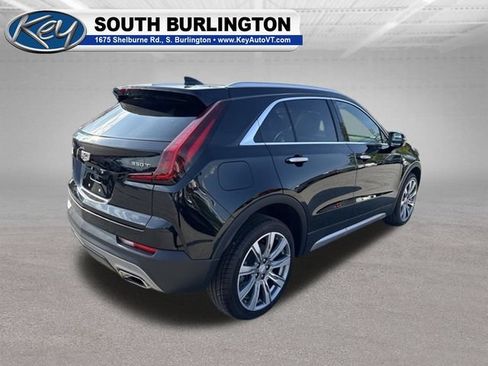 Used 2023 Cadillac XT4 Premium Luxury w/ Technology Package AWD/4WD image 7