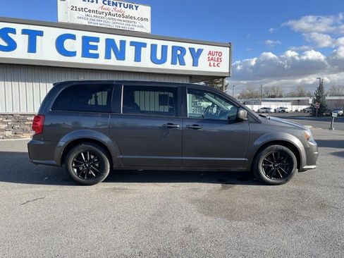 Used 2019 Dodge Grand Caravan GT image 17