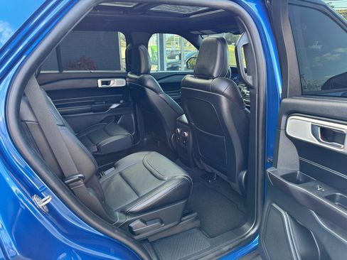 Used 2020 Ford Explorer ST w/ Premium Technology Package image 10