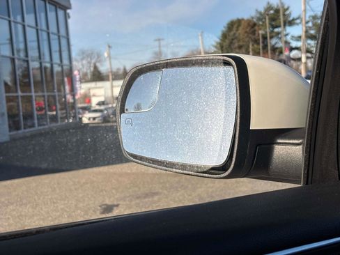 Used 2018 Ford Edge Sport w/ Technology Package image 31