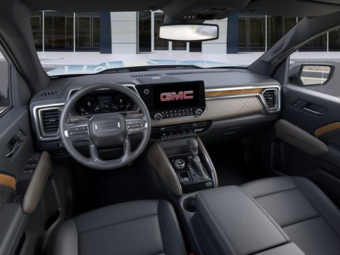 New 2026 GMC Canyon Denali w/ LPO, Black Badging Package AWD/4WD image 16