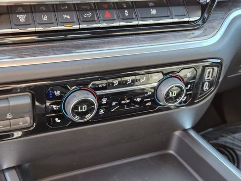 New 2026 Chevrolet Silverado 3500 LTZ w/ LTZ Premium Package image 13