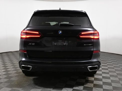 Used 2022 BMW X5 xDrive40i w/ M Sport Package AWD/4WD image 10