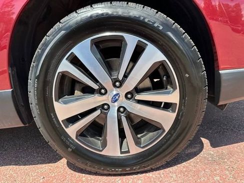 Used 2019 Subaru Outback 2.5i Limited image 32