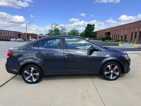Used 2017 Chevrolet Sonic Premier FWD image 5