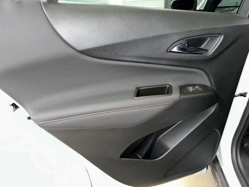 Certified 2022 Chevrolet Equinox RS w/ LPO, Floor Liner Package image 17