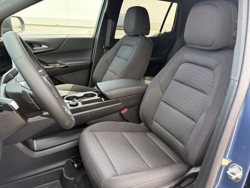 New 2026 Chevrolet Equinox LT w/ Safety and Technology Package FWD image 12