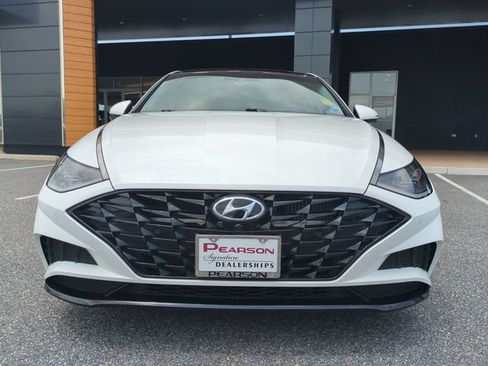 Used 2022 Hyundai Sonata Limited FWD image 9