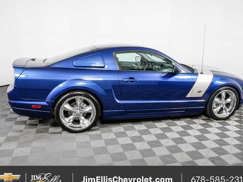 Used 2007 Ford Mustang GT Premium image 2