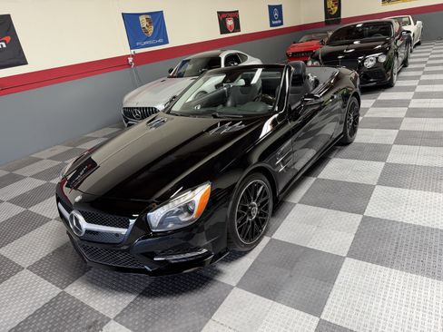 Used 2013 Mercedes-Benz SL 550 image 24