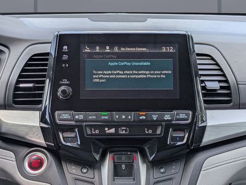 Used 2018 Honda Odyssey EX image 18
