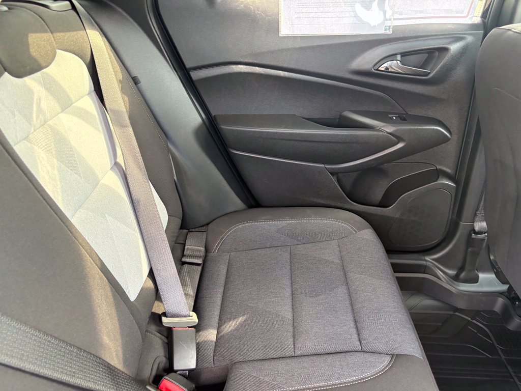 Used 2024 Chevrolet Trax RS w/ Driver Confidence Package FWD image 34