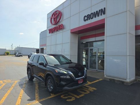 Used 2023 Nissan Rogue S AWD/4WD image 1