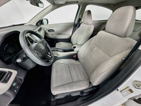 Certified 2017 Honda HR-V EX image 20