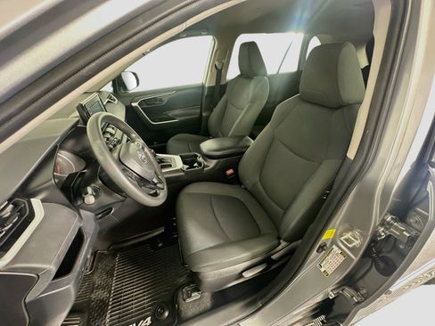 Used 2020 Toyota RAV4 LE w/ All Weather Liner Package FWD image 13
