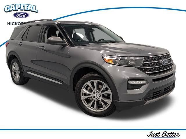 Used 2023 Ford Explorer XLT w/ Equipment Group 202A AWD/4WD image 1