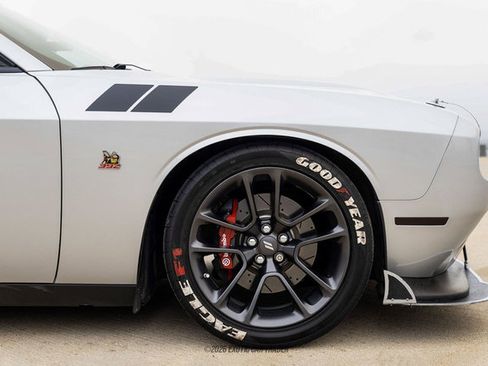 Used 2021 Dodge Challenger R/T Scat Pack RWD image 11