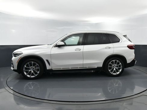 Used 2022 BMW X5 sDrive40i w/ Premium Package image 8