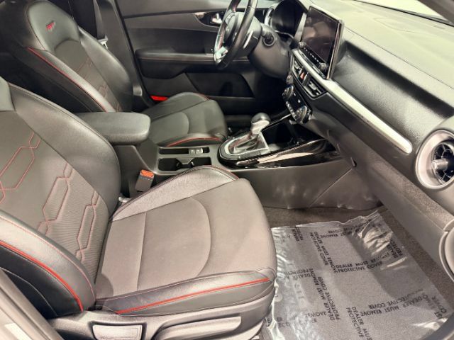 Used 2022 Kia Forte GT w/ GT Technology Package FWD image 26