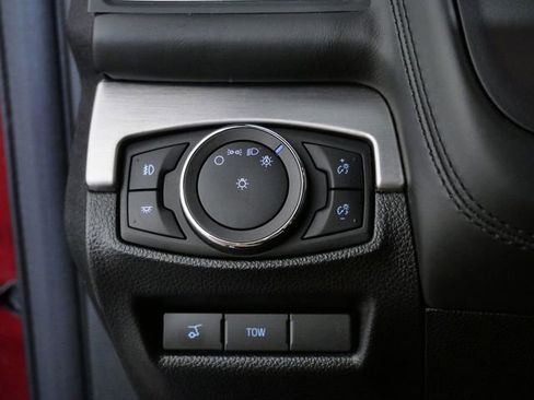 Certified 2018 Ford Explorer Platinum AWD/4WD image 25