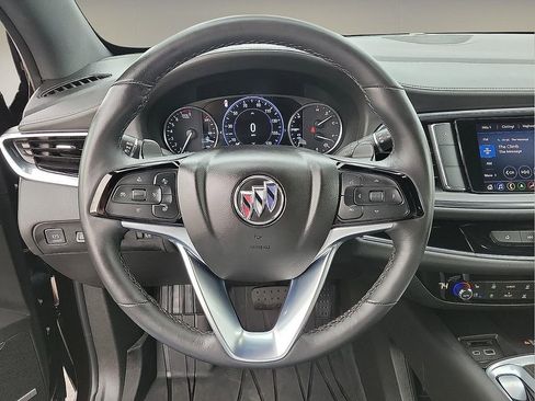 Used 2023 Buick Enclave Avenir image 20