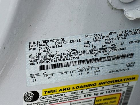 Used 2024 Ford Expedition Max XLT image 12