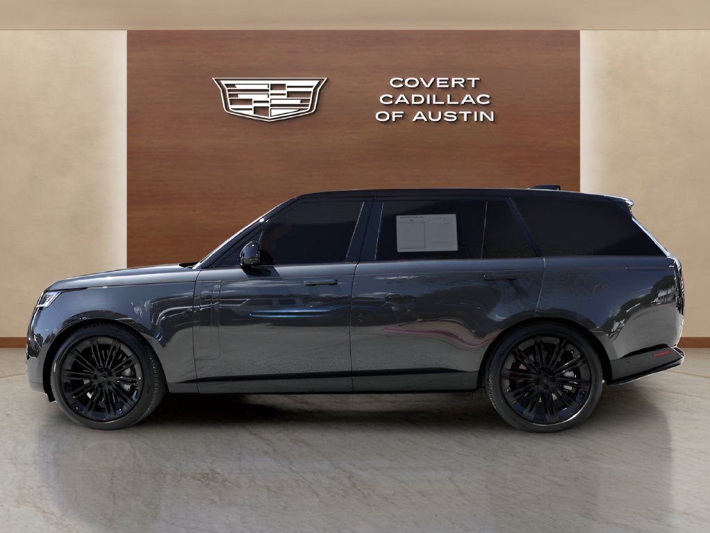 Used 2026 Land Rover Range Rover Long Wheelbase SE AWD/4WD image 2