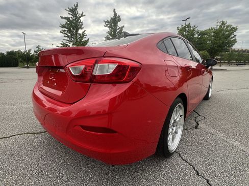Used 2016 Chevrolet Cruze LS FWD image 5