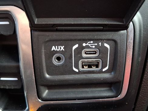 Used 2023 Jeep Wrangler Unlimited Rubicon 392 AWD/4WD image 23