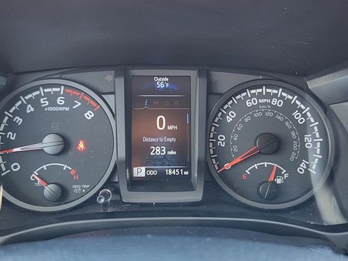 Certified 2023 Toyota Tacoma SR AWD/4WD image 10