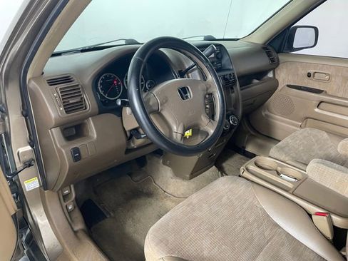 Used 2004 Honda CR-V LX image 3