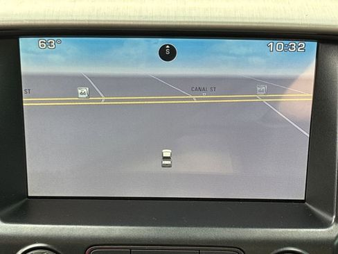 Used 2015 GMC Canyon SLT w/ LPO, Gearon Divider Package image 25